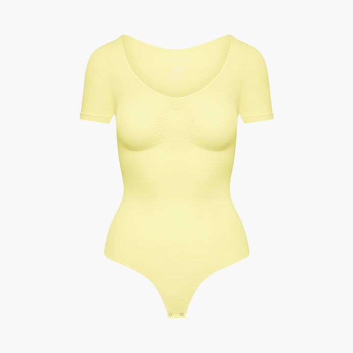 T-Shirt Bodysuit Sculpting Shapewear mit String - Mid Season