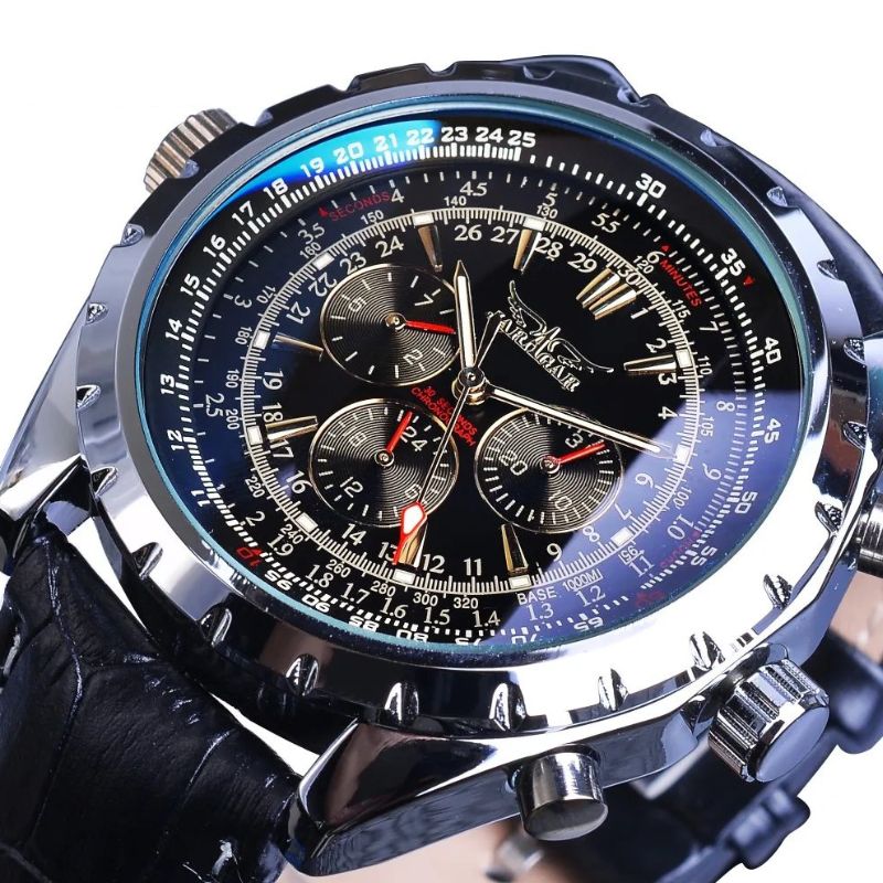 Orologio meccanico militare