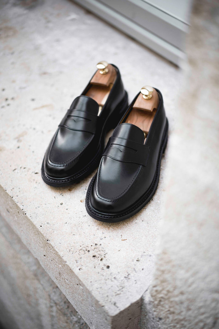 Joe - Black Leather Moccasin Shoes
