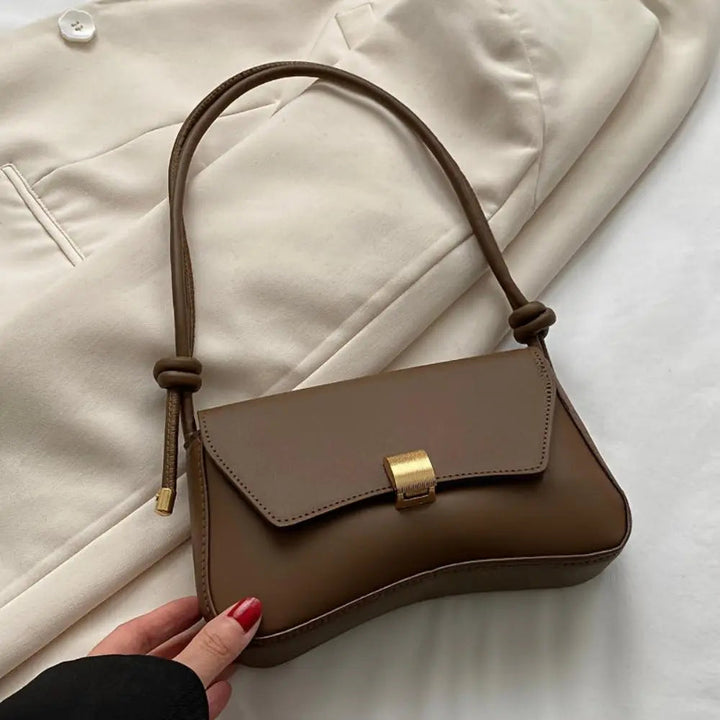 Borsa a tracolla Daphne Retro Flap