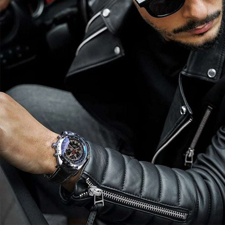 Orologio meccanico militare