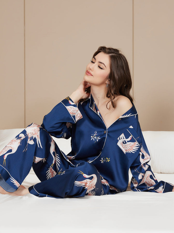19 Mommy 2Pcs Pure Silk Printed Classic Binding Trim Women's Pajama Set.
