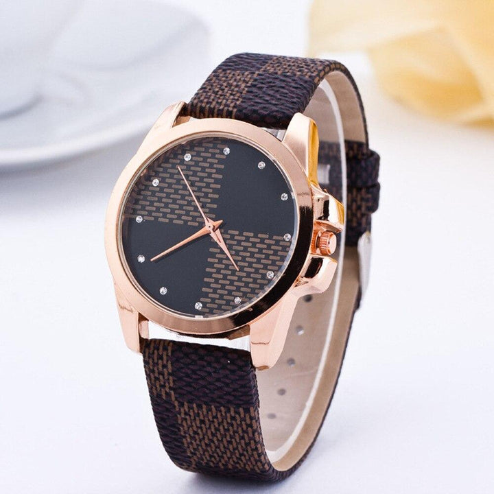 Orologio alla moda classico