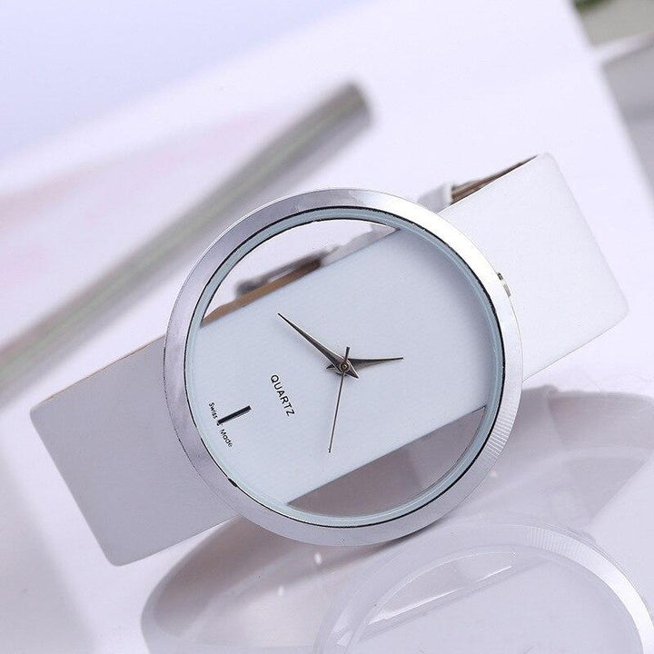 Orologio al quarzo elegante con quadrante trasparente